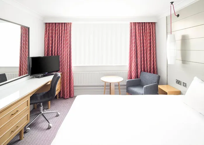Holiday Inn Peterborough West By Ihg